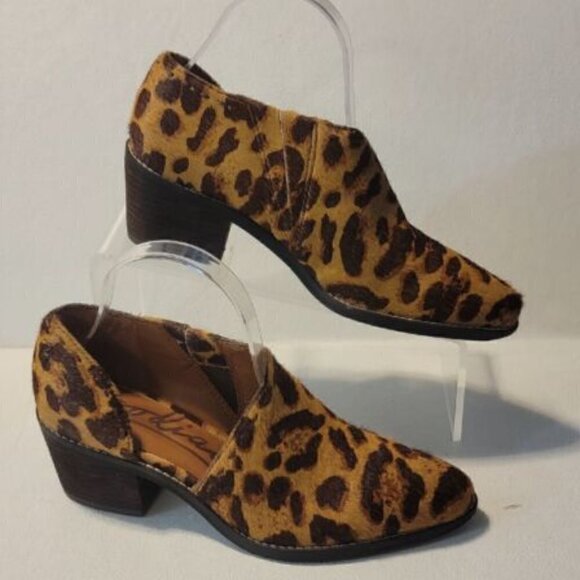 ZODIAC MADDIE SHOOTIES GENUINE CALF HAIR HALF D'ORSAY BOOTIE IN BROWN & TAN - Picture 2 of 9